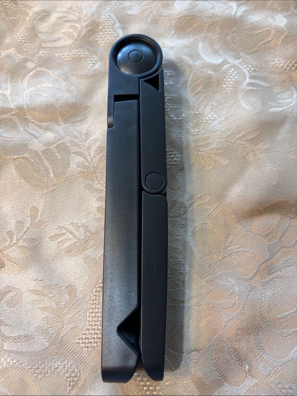 Portable Black Foldable Tablet and Phone Stand - Picture 7 of 8